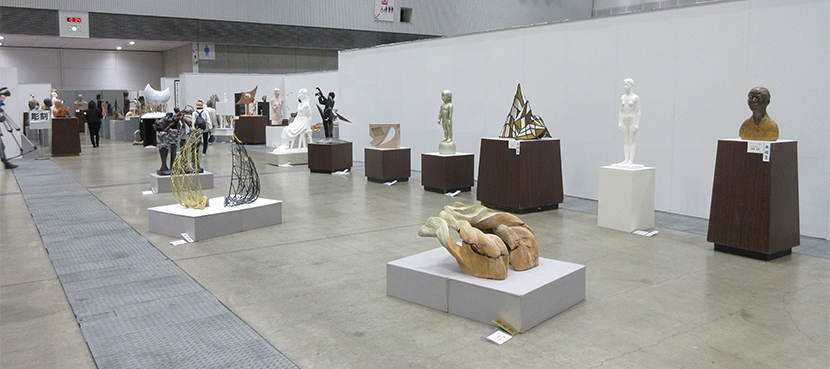 2025年5月　第79回県展彫刻部門会場風景画像（新潟展）